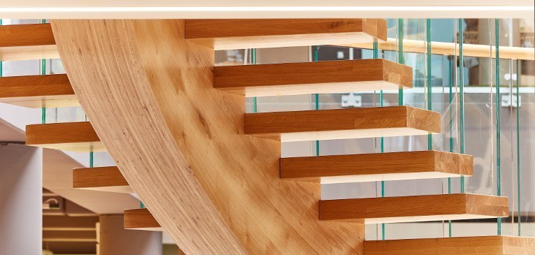 Darstellung einer Treppe aus Holz